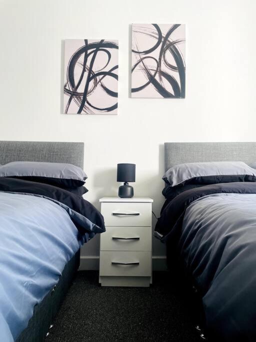 #2Bs 1 Bed Serviced Apartment 더비 외부 사진